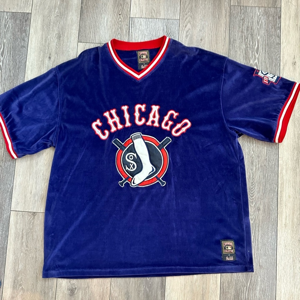 Cooperstown Collection G-III & Carl Banks Chicago White Sox Jersey, rare vintage